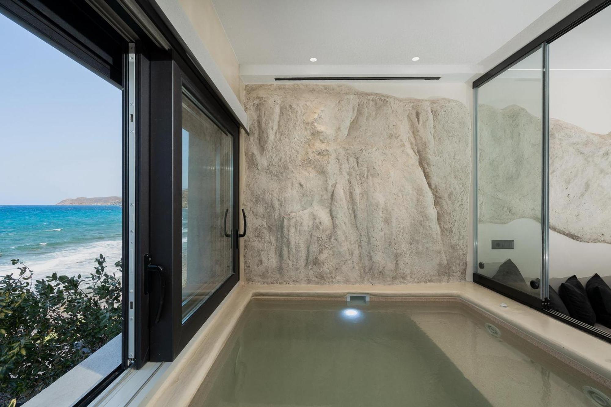 Portara Seaside Luxury Suites Naxos City Exterior foto